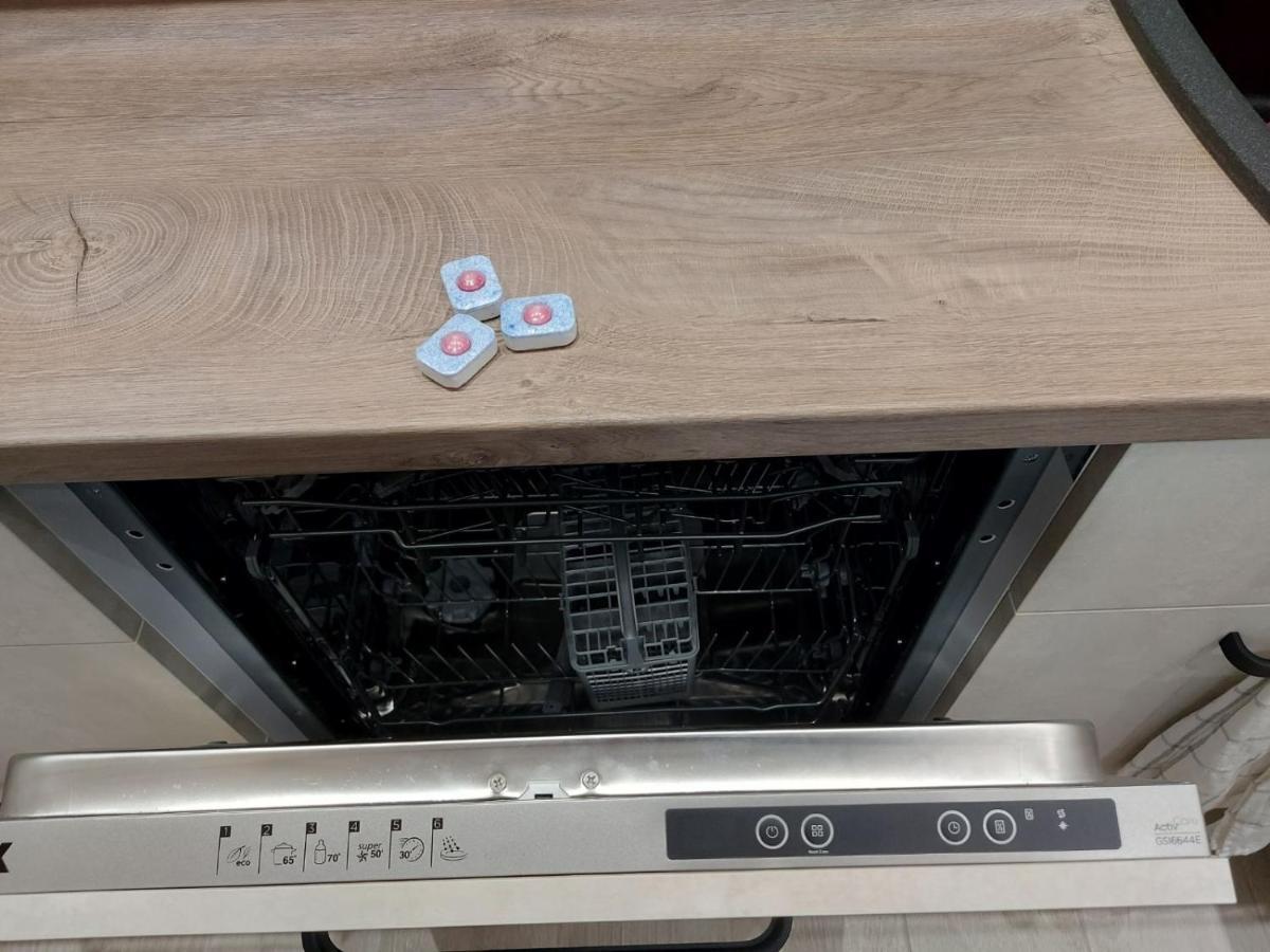 Appartement Kat Apartman à Subotica Extérieur photo