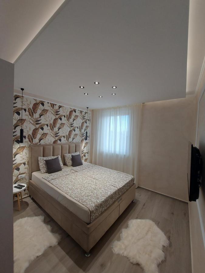 Appartement Kat Apartman à Subotica Extérieur photo
