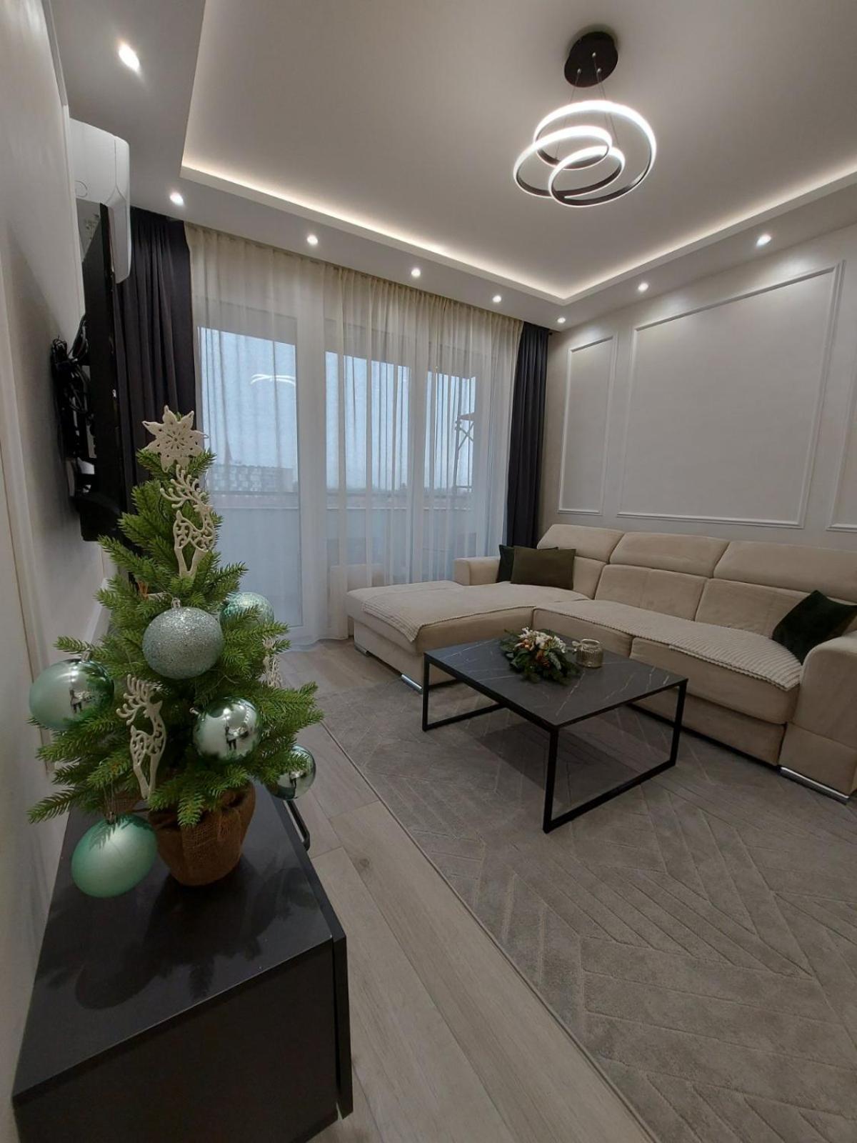 Appartement Kat Apartman à Subotica Extérieur photo