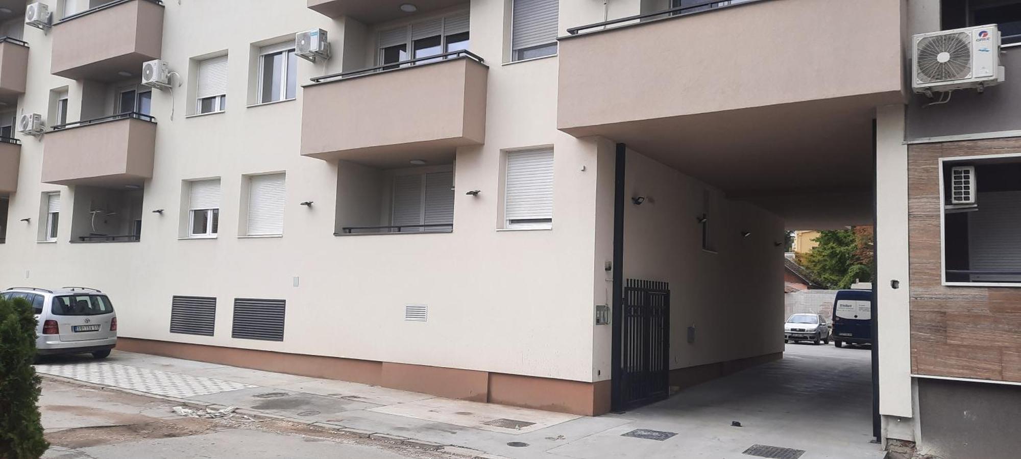 Appartement Kat Apartman à Subotica Extérieur photo